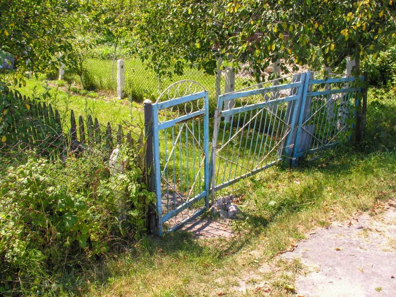 Metal Gate Repair